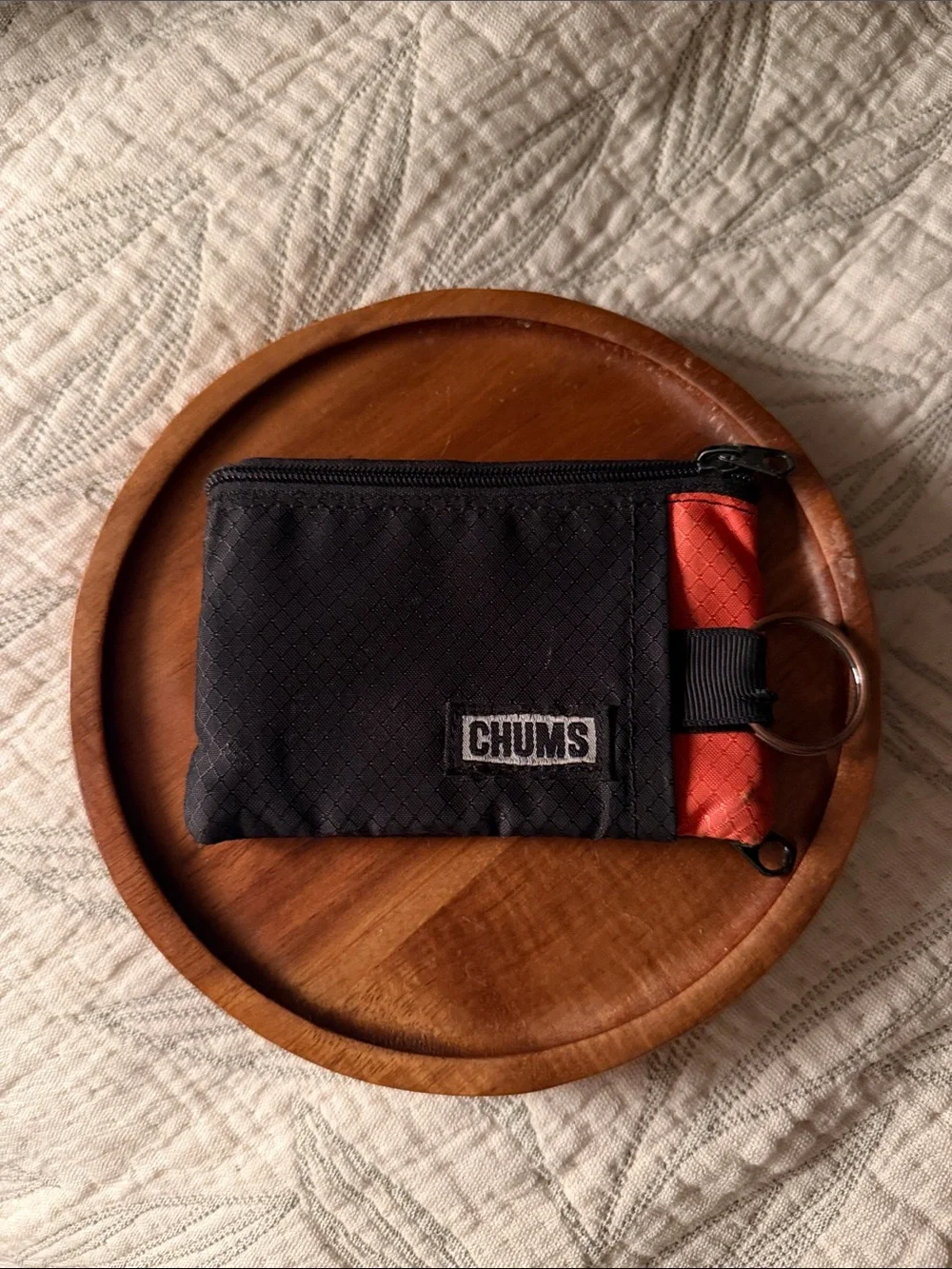 CHUMS surfshorts wallet